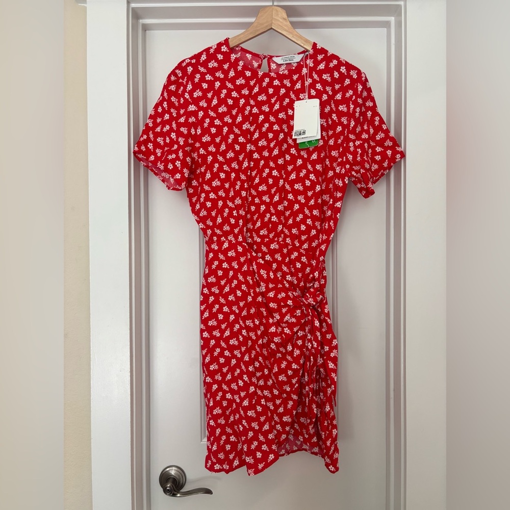 SOLD - NEW WITH TAGS - Los Angeles Atelier Red and Ivory Floral Midi Dress